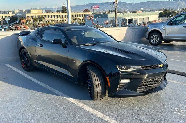 2017 Chevrolet Camaro 1SS RWD photo