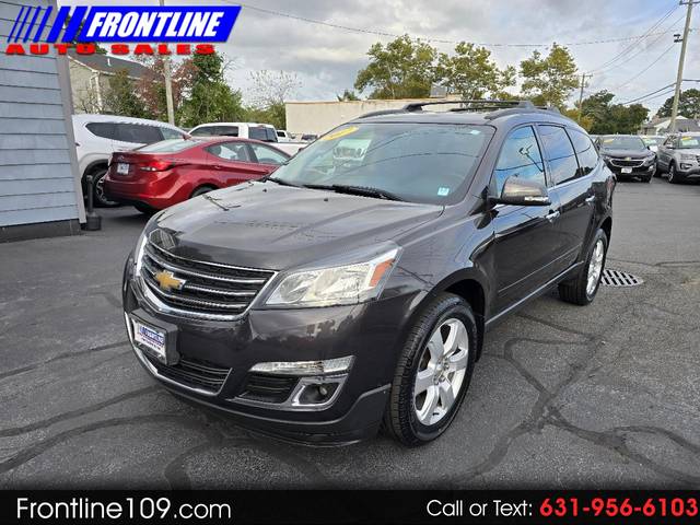 2017 Chevrolet Traverse LT FWD photo