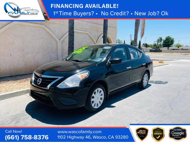 2015 Nissan Versa SV FWD photo