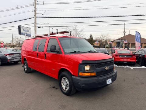 2016 Chevrolet Express Cargo Diesel RWD photo