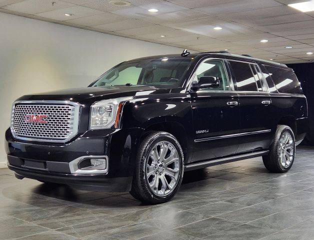 2016 GMC Yukon XL Denali 4WD photo