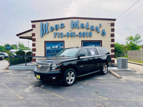 2016 Chevrolet Suburban LT RWD photo
