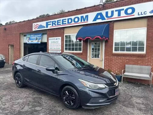 2016 Chevrolet Cruze LT FWD photo