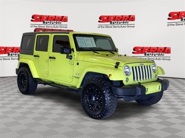 2016 Jeep Wrangler Unlimited Sahara 4WD photo