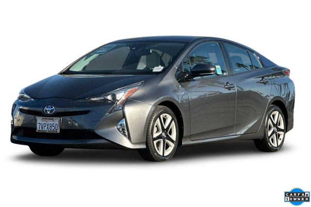 2016 Toyota Prius Four FWD photo