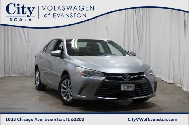 2017 Toyota Camry LE FWD photo