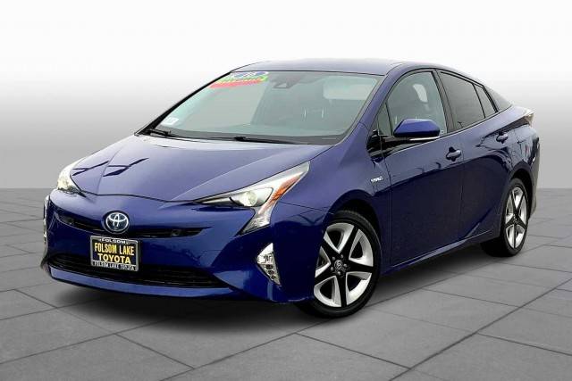 2016 Toyota Prius Four Touring FWD photo