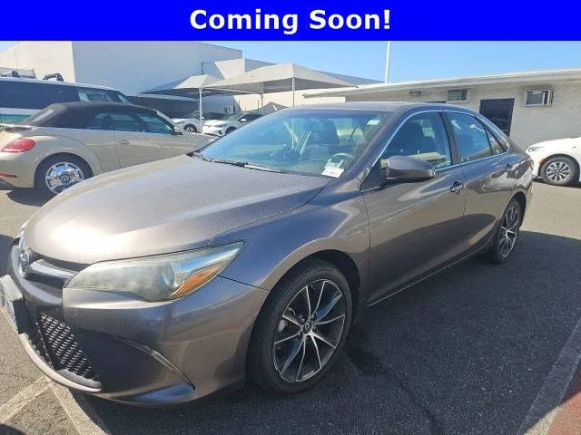 2017 Toyota Camry XSE FWD photo