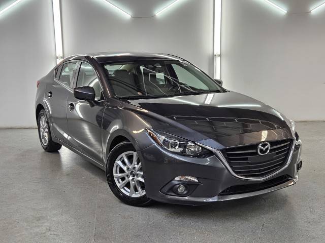 2016 Mazda 3 i Touring FWD photo
