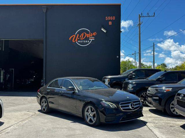 2017 Mercedes-Benz E-Class E 300 Sport RWD photo