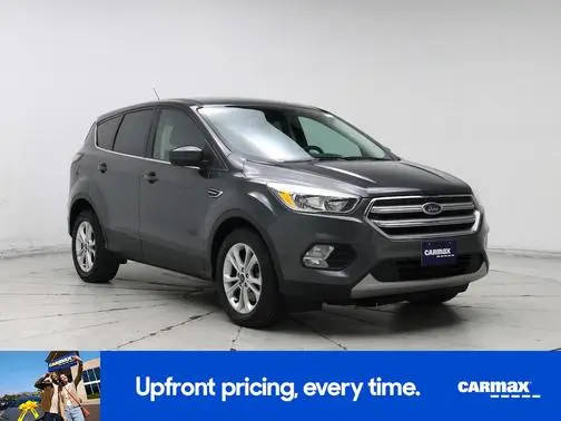 2017 Ford Escape SE FWD photo