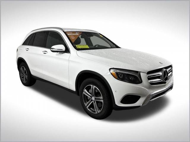 2016 Mercedes-Benz GLC-Class GLC 300 AWD photo