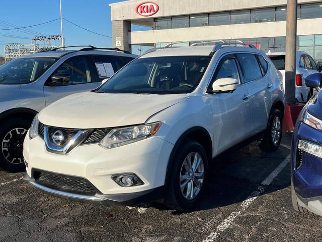 2016 Nissan Rogue SV AWD photo