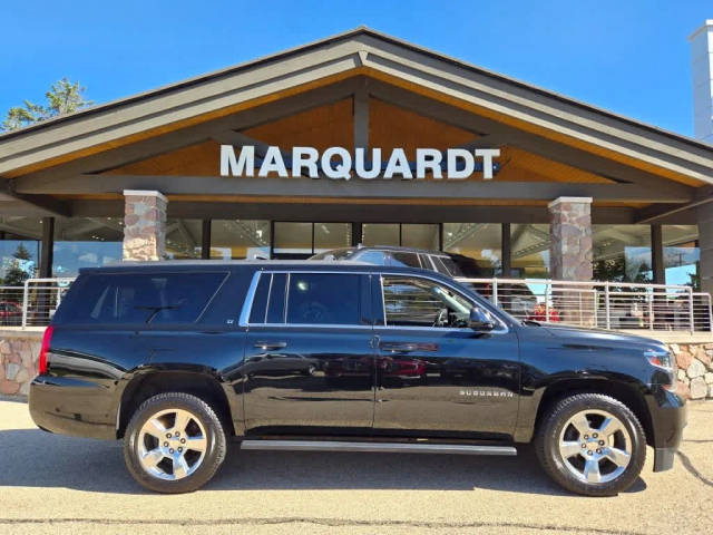 2016 Chevrolet Suburban LT 4WD photo