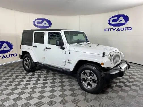 2016 Jeep Wrangler Unlimited Sahara 4WD photo