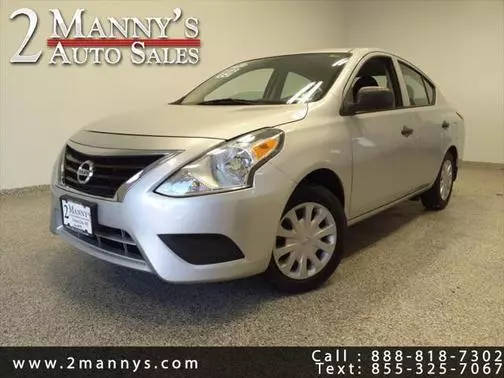 2015 Nissan Versa S Plus FWD photo