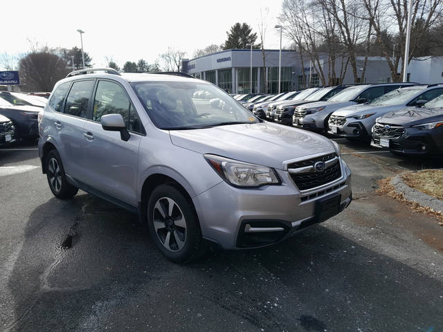 2017 Subaru Forester Premium AWD photo