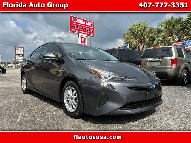 2016 Toyota Prius Four FWD photo