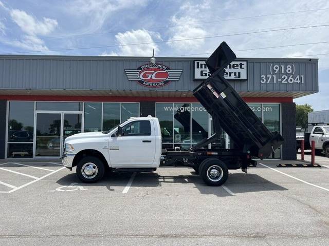 2016 Ram 3500 Tradesman 4WD photo