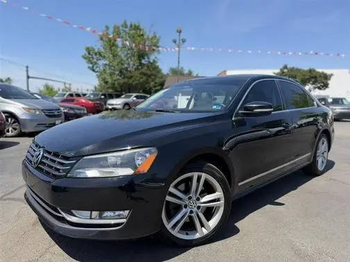2015 Volkswagen Passat 1.8T SEL Premium FWD photo