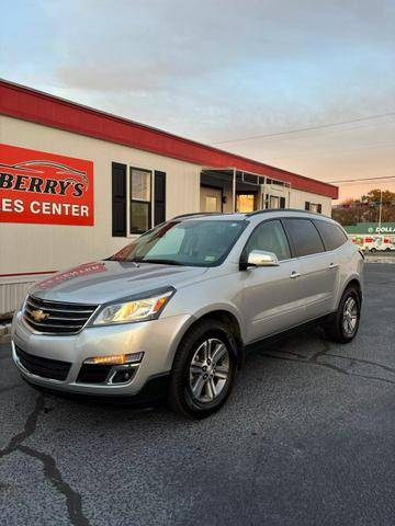 2017 Chevrolet Traverse LT FWD photo