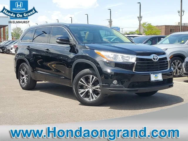 2016 Toyota Highlander XLE AWD photo