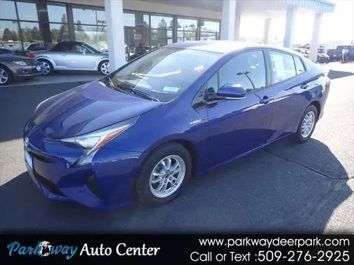 2016 Toyota Prius Four FWD photo