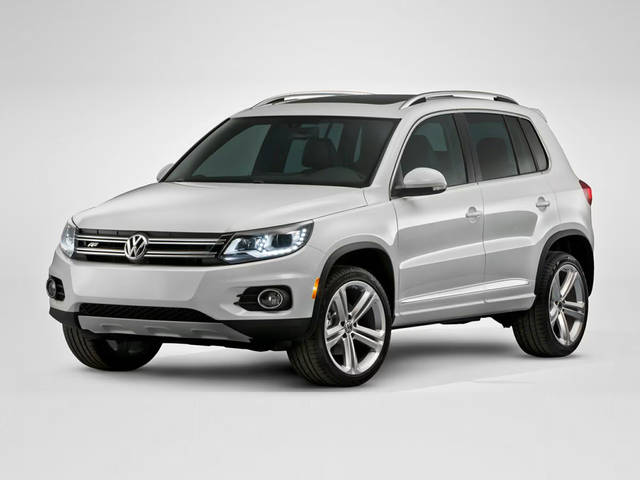 2016 Volkswagen Tiguan R-Line FWD photo