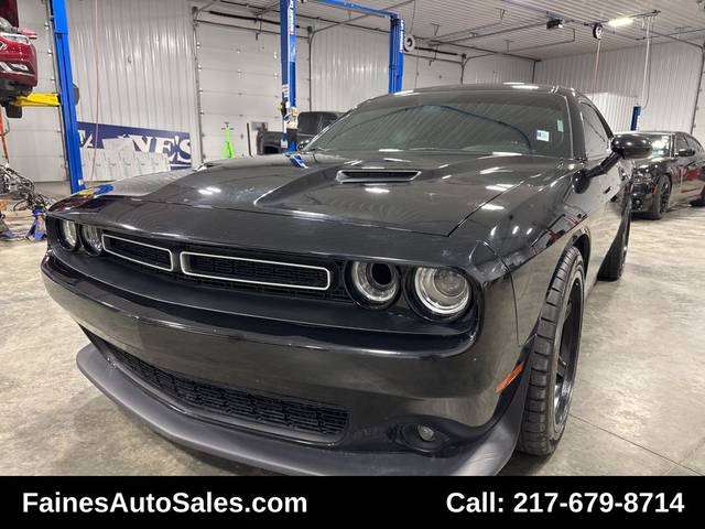 2015 Dodge Challenger R/T Scat Pack RWD photo