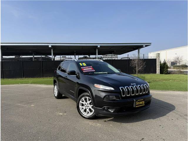 2015 Jeep Cherokee Latitude FWD photo