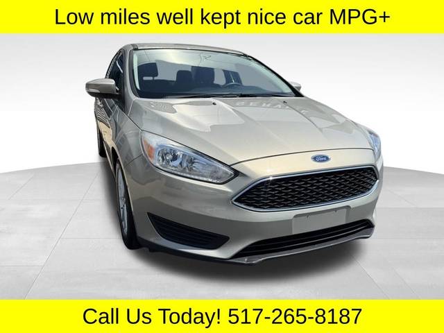 2016 Ford Focus SE FWD photo