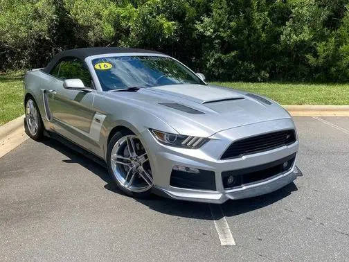 2016 Ford Mustang GT Premium RWD photo
