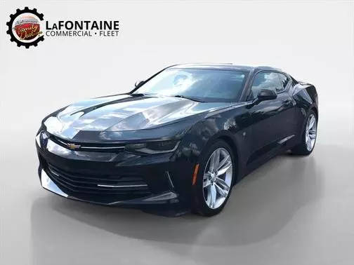 2017 Chevrolet Camaro 2LT RWD photo