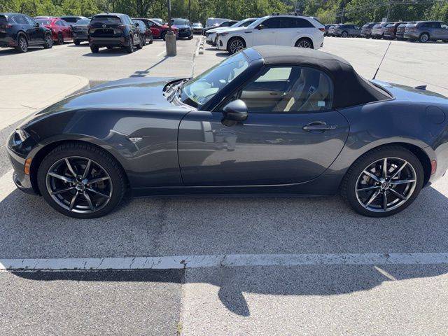 2016 Mazda MX-5 Miata Grand Touring RWD photo