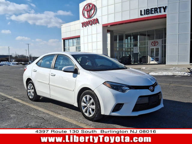 2016 Toyota Corolla LE FWD photo