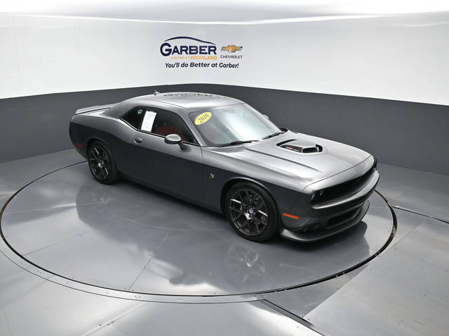 2016 Dodge Challenger 392 Hemi Scat Pack Shaker RWD photo
