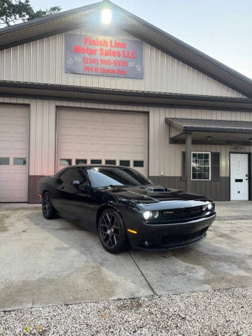 2016 Dodge Challenger R/T Plus Shaker RWD photo