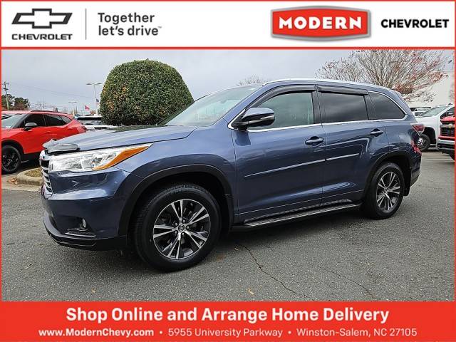 2016 Toyota Highlander XLE AWD photo