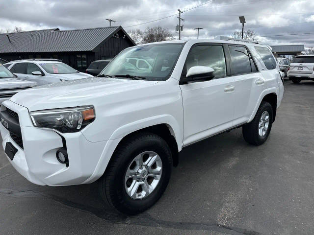 2016 Toyota 4Runner SR5 4WD photo