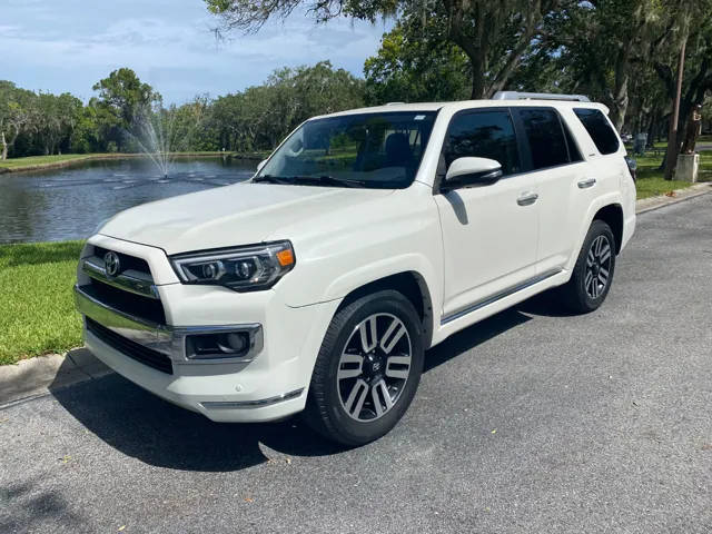 2016 Toyota 4Runner Limited RWD photo