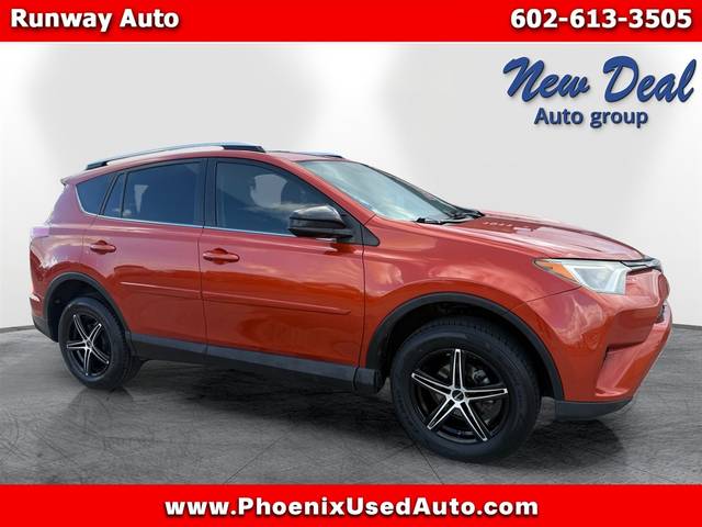 2016 Toyota RAV4 LE FWD photo