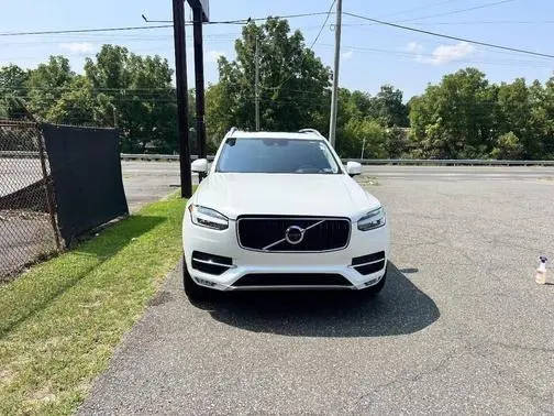 2017 Volvo XC90 Momentum AWD photo