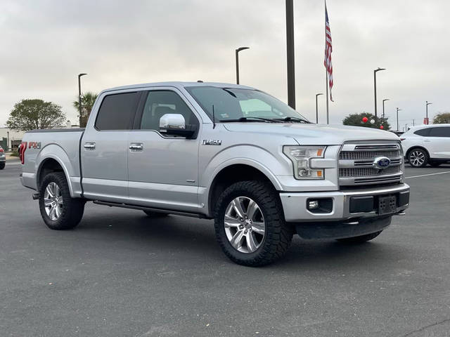 2016 Ford F-150 Platinum 4WD photo