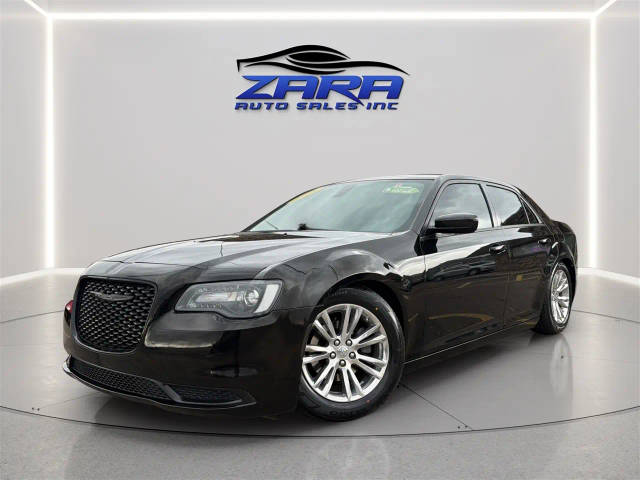 2016 Chrysler 300 Limited RWD photo