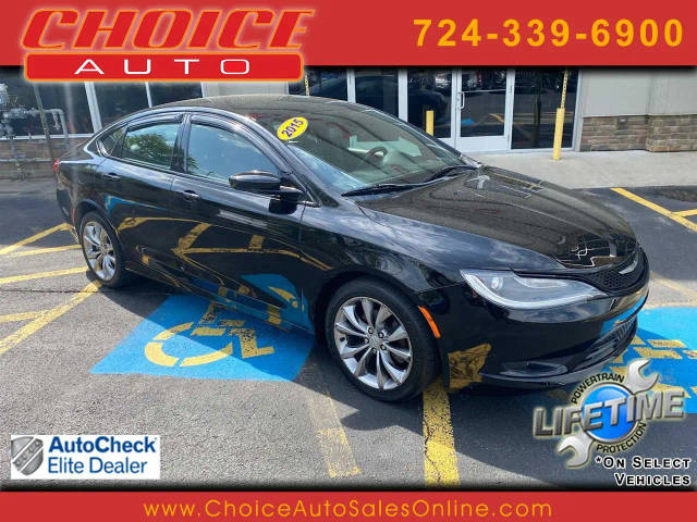 2015 Chrysler 200 S FWD photo