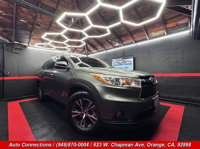 2016 Toyota Highlander XLE FWD photo