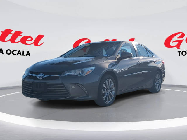 2017 Toyota Camry Hybrid XLE FWD photo