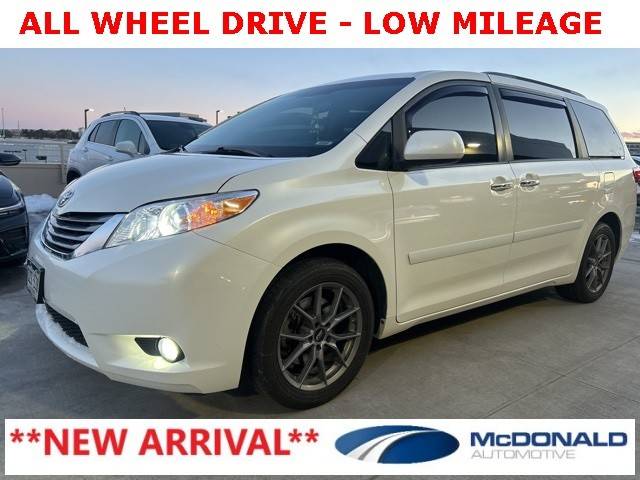 2016 Toyota Sienna XLE AWD photo