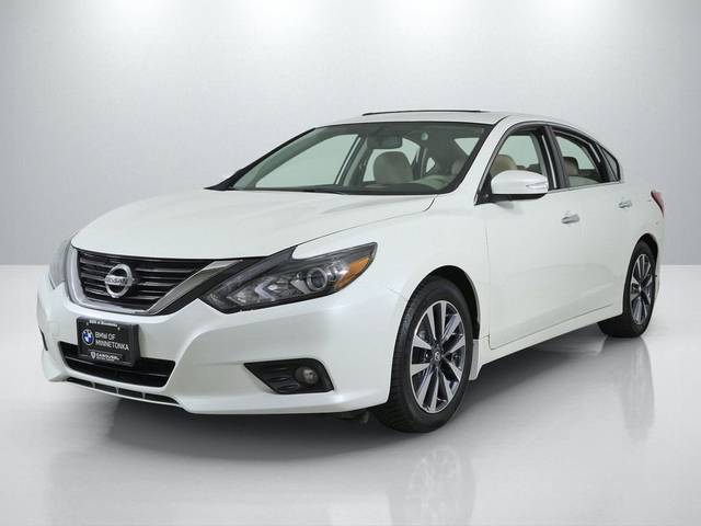 2016 Nissan Altima 2.5 SL FWD photo