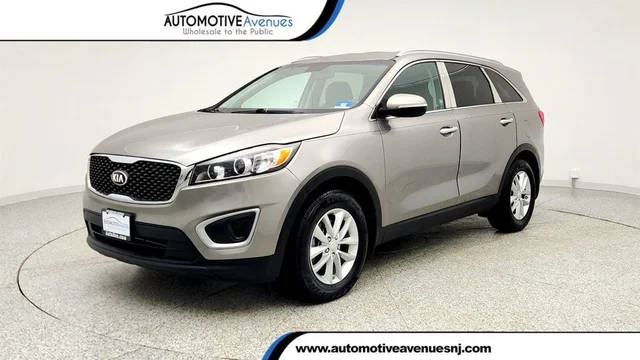2017 Kia Sorento LX FWD photo